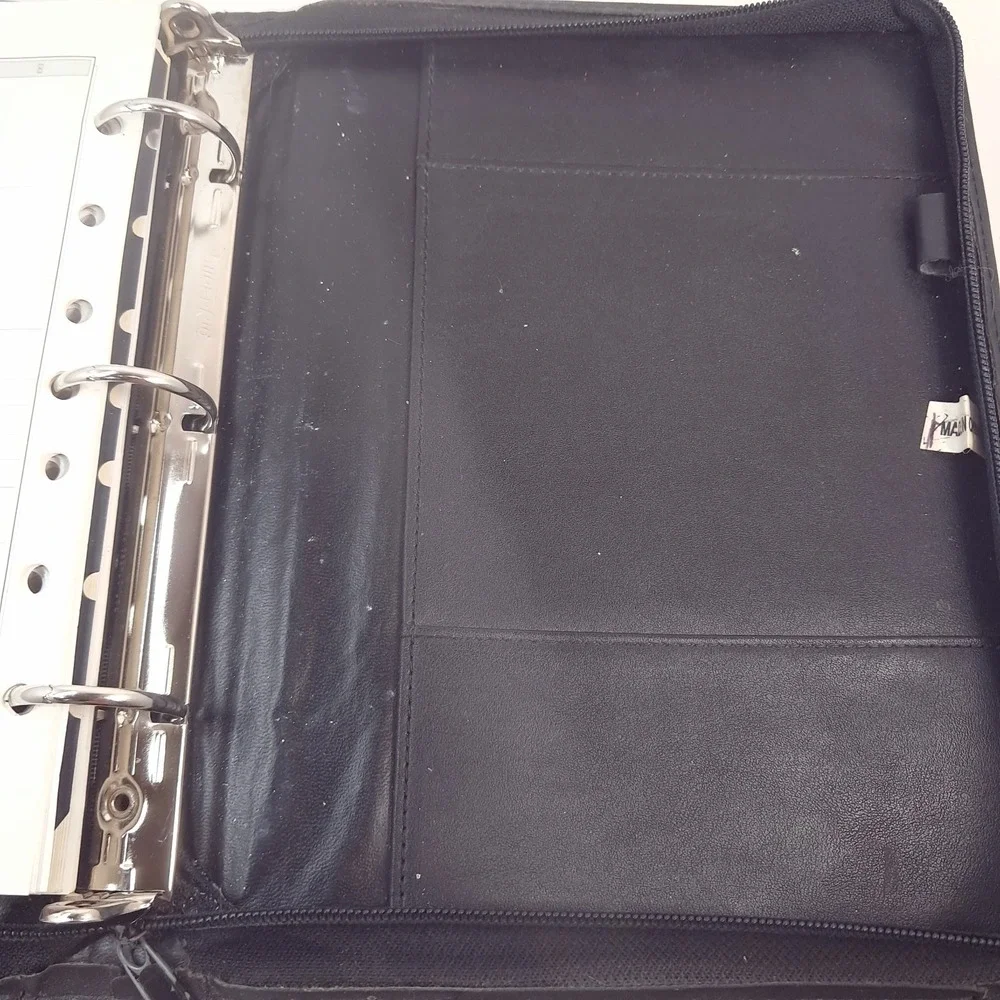 Day Runner Pro Business System Binder Planner Black 3-Ring Organizer & inserts